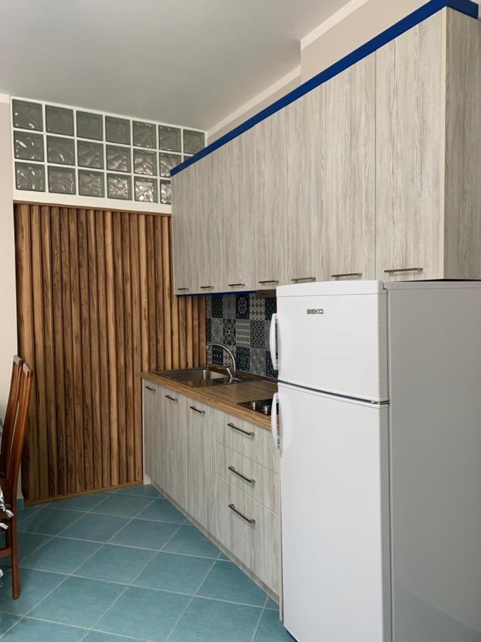 Eri 4 Apartament *
